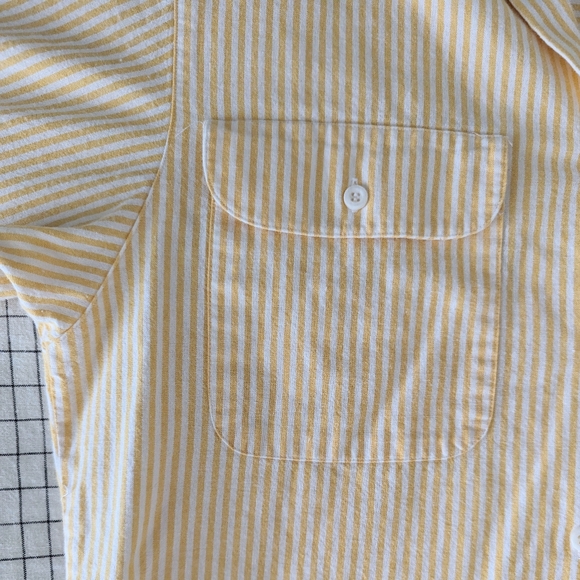 Vintage Yellow Stripe Button down short sleeve - Picture 4 of 9